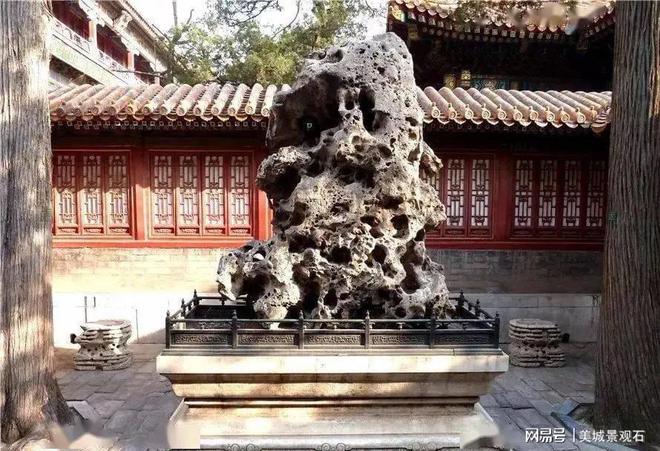 innianhui金年会太湖石：天井园林里的诗意传奇(图2)